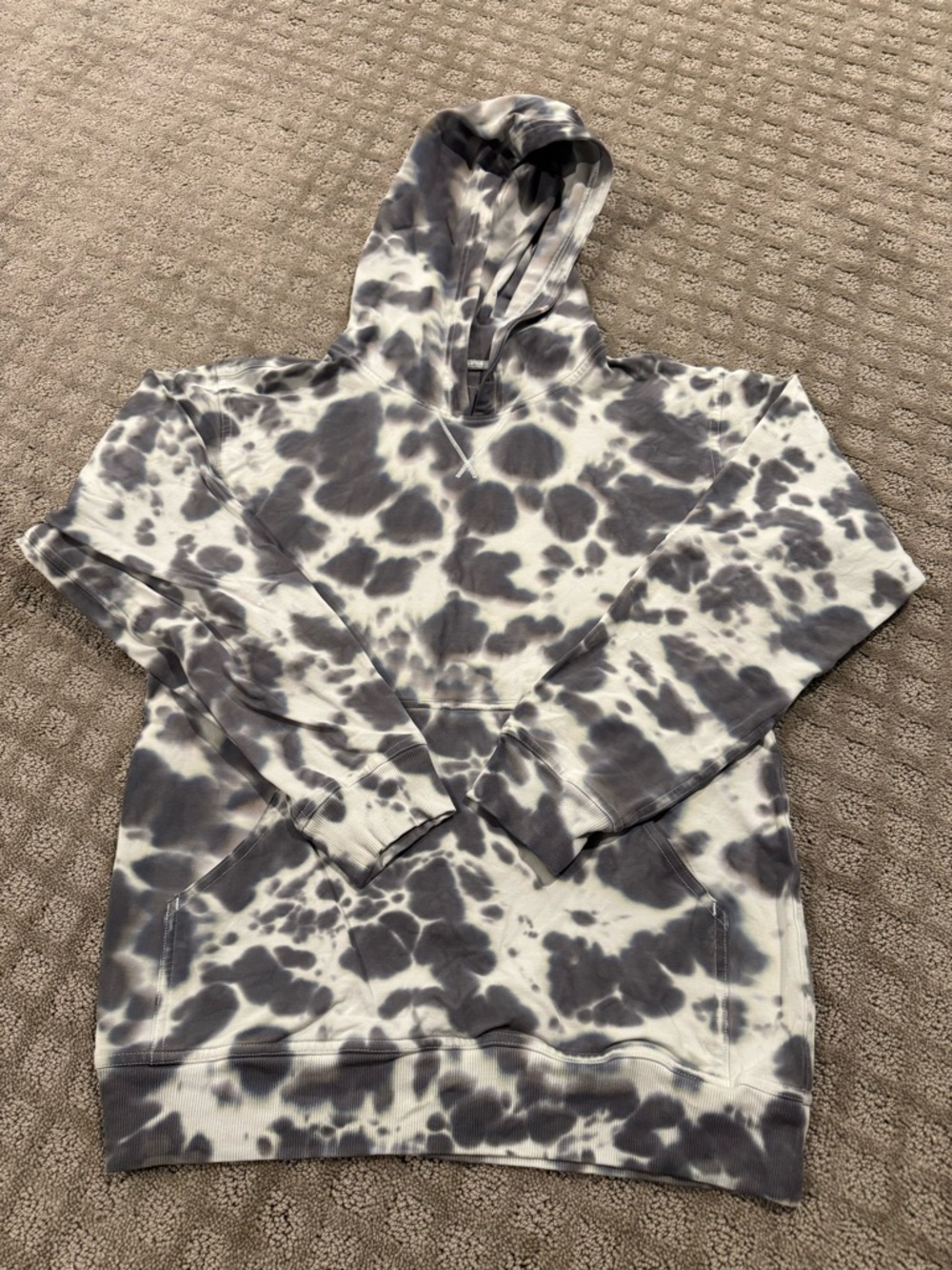 lululemon athletica Tie-Dye Pullover Hoodie in Gray and White